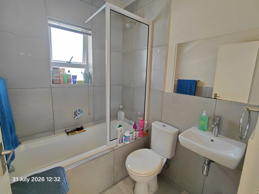 To Let 2 Bedroom Property for Rent in Overbaakens Eastern Cape